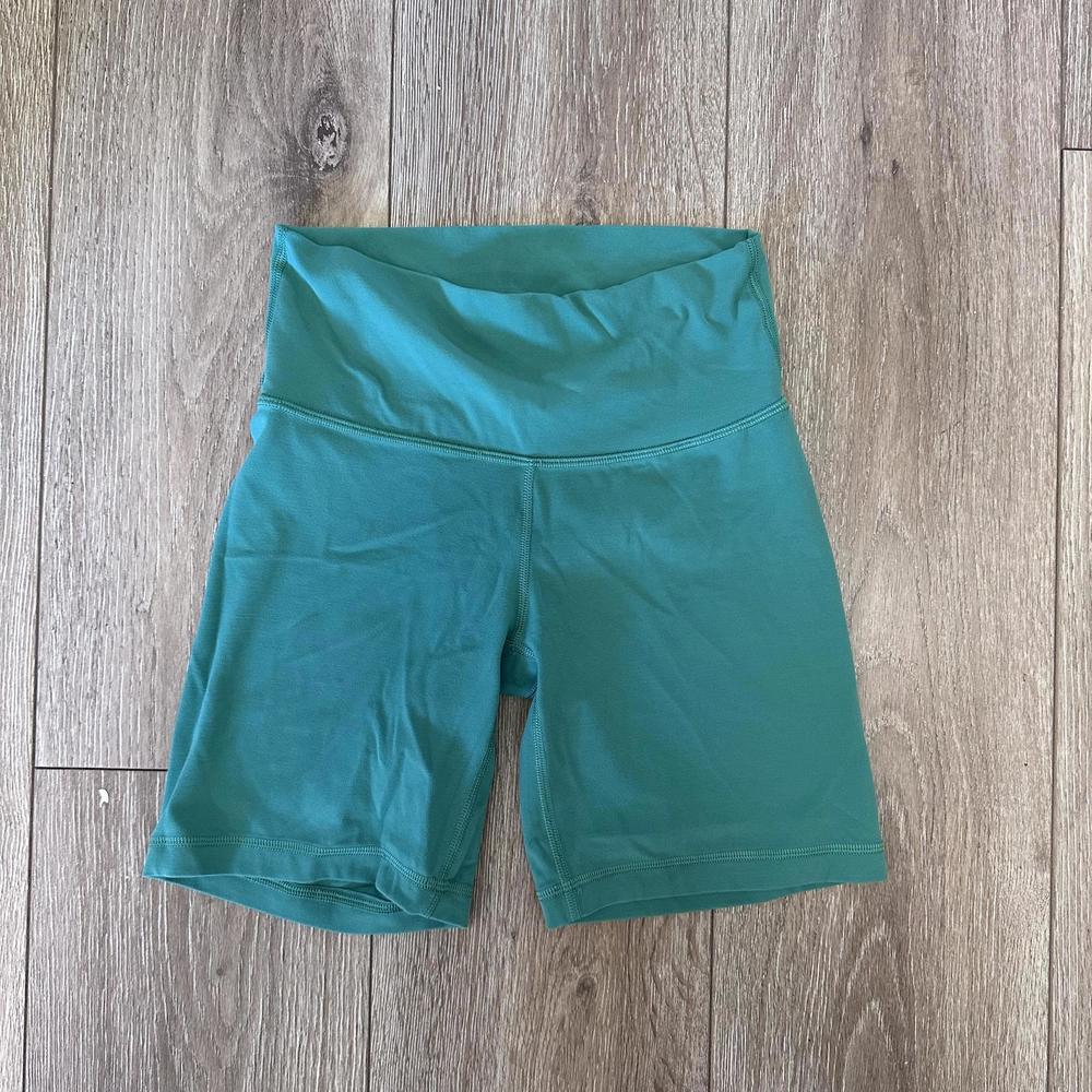 Aritzia TNA Green Bicycle Shorts